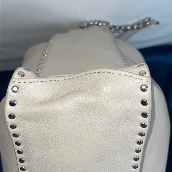 Michael Kors ‘Astor’ Large Leather Hobo - Picture 9 of 15